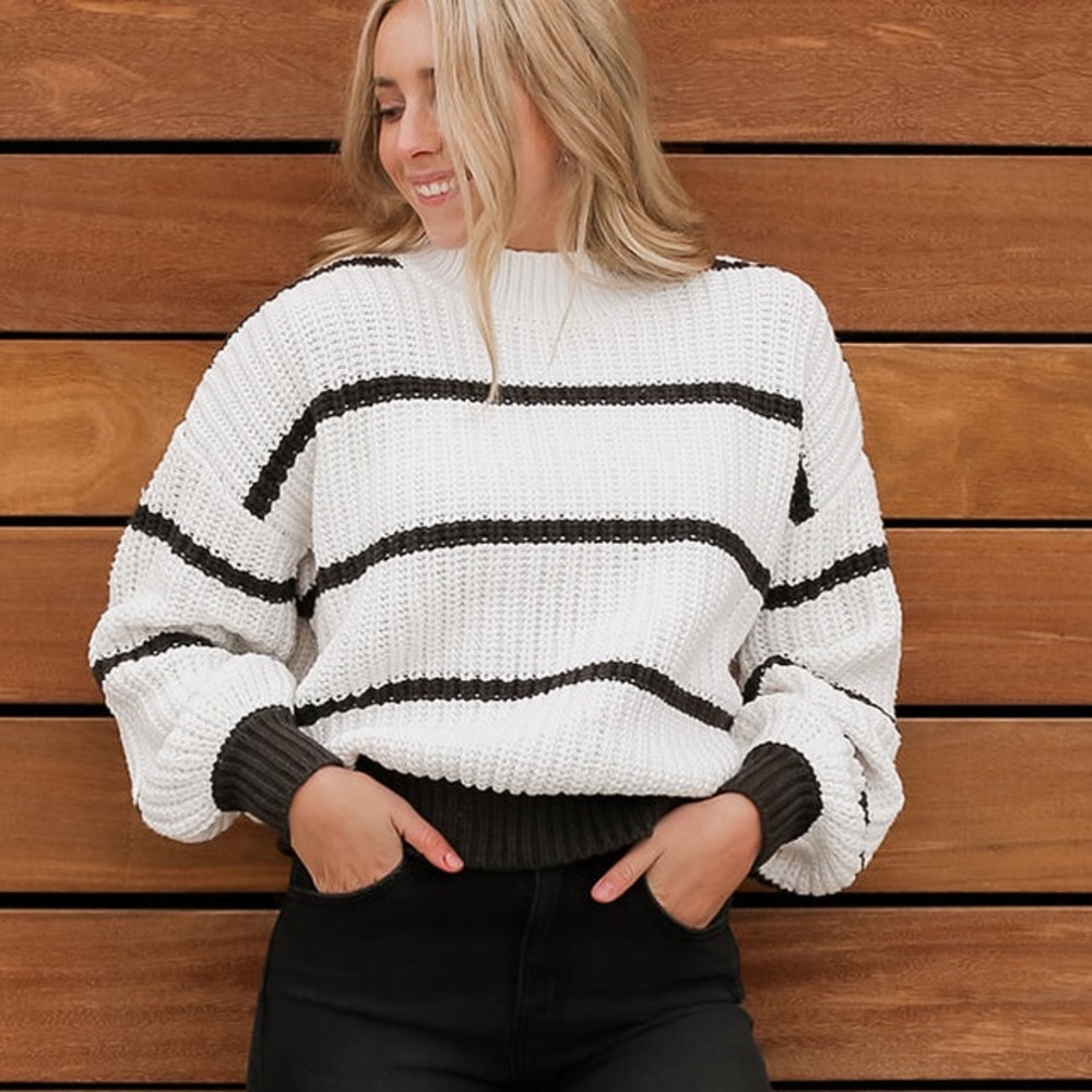 STRIPE SWEATER//CREAM-CHARCOAL